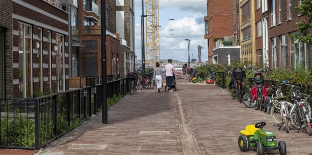 Huizenprijzen in Vlaardingen rijzen de pan uit