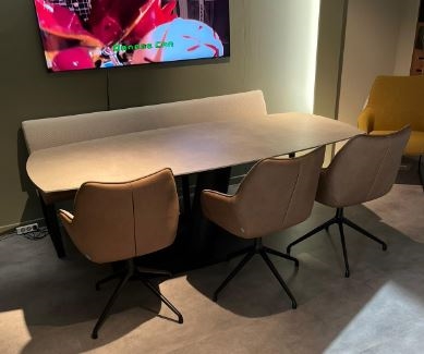 Summer Sale Magazijnverkoop bij BREE’S NEW WORLD