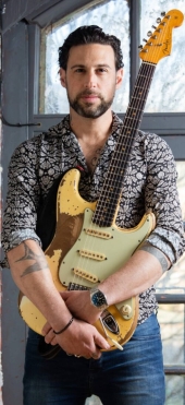 Dan Patlansky speelt de blues