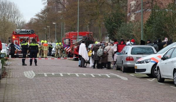 Flatgebouw in Holy ontruimd wegens brand in kelderbox