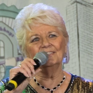Rita Young en polonaise aan artiesten