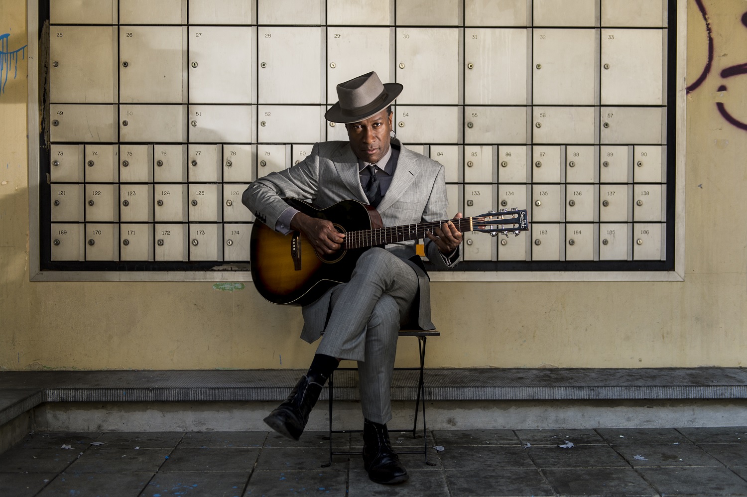 Bai Kamara Jr. op zaterdag 26 maart in De Kroepoekfabriek