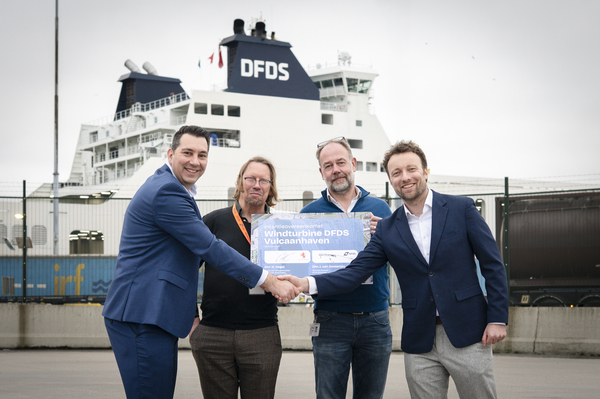 Windturbine bij Vulcaanhaven?