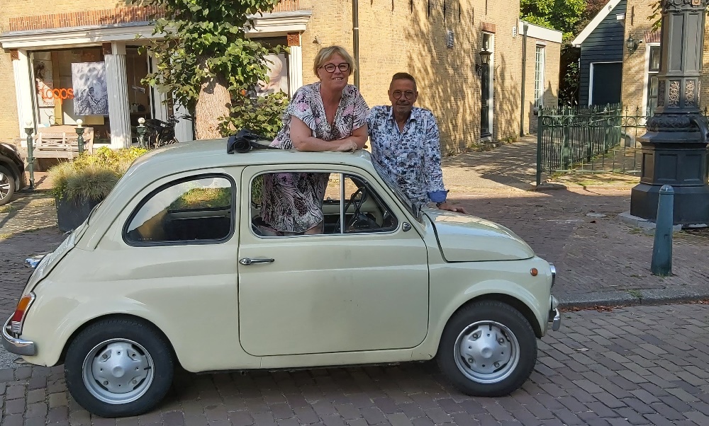 Dat wordt vanaf The Pittstop een stoet van klassieke Fiat 500's