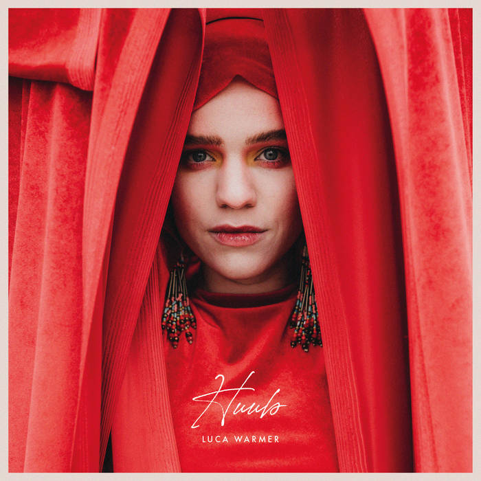 Rouw en hoop in een muzikale ode op debuutalbum 'Huub' van Luca Warmer