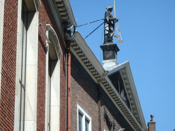 Over vermeend stadsrecht en een stukje bestuurscultuur