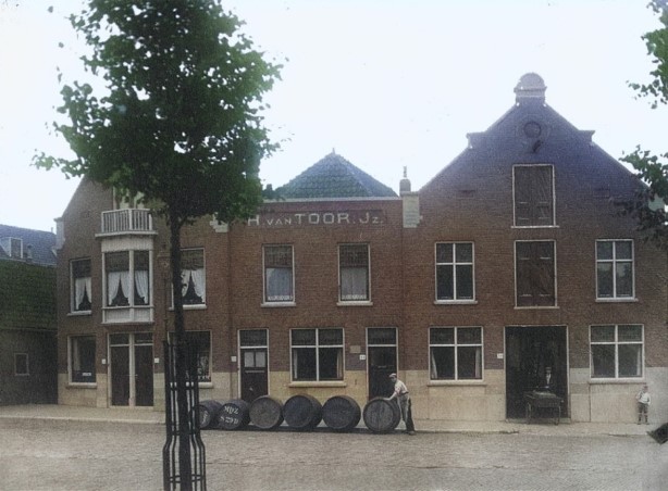 H. van Toor Jz. Distilleerderij 140 JAAR