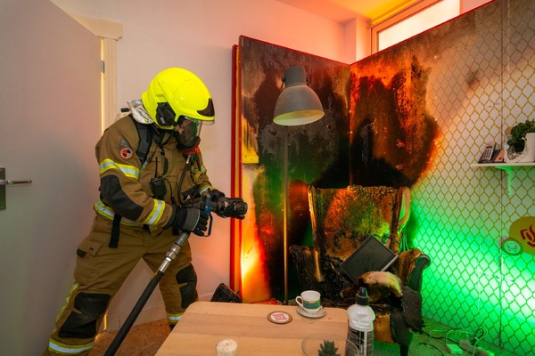 Ruik de rook. Hoor de sirenes. Leer hoe u brand voorkomt.