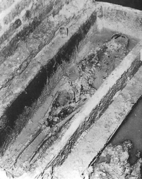 Een grafkerk voor graaf Dirk VI