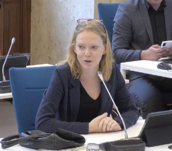 'Erfpacht verenigingen loopt spuigaten uit!'