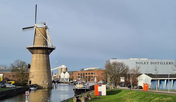 'Humberto Onderneemt' op bezoek bij Nolet