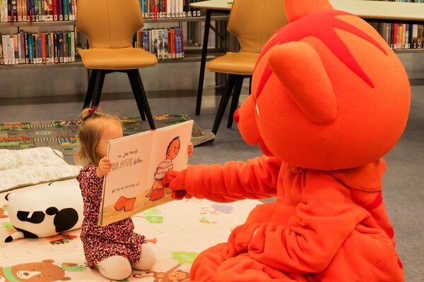 Gratis Boekstartfestival met Dikkie Dik in de Bibliotheek Vlaardingen Holy