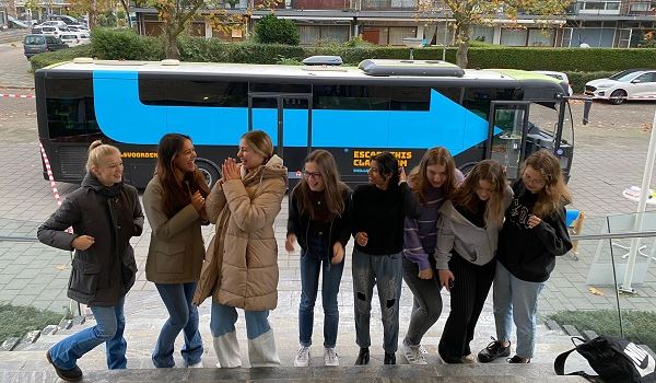 Wie gaat meester Bart vervangen?