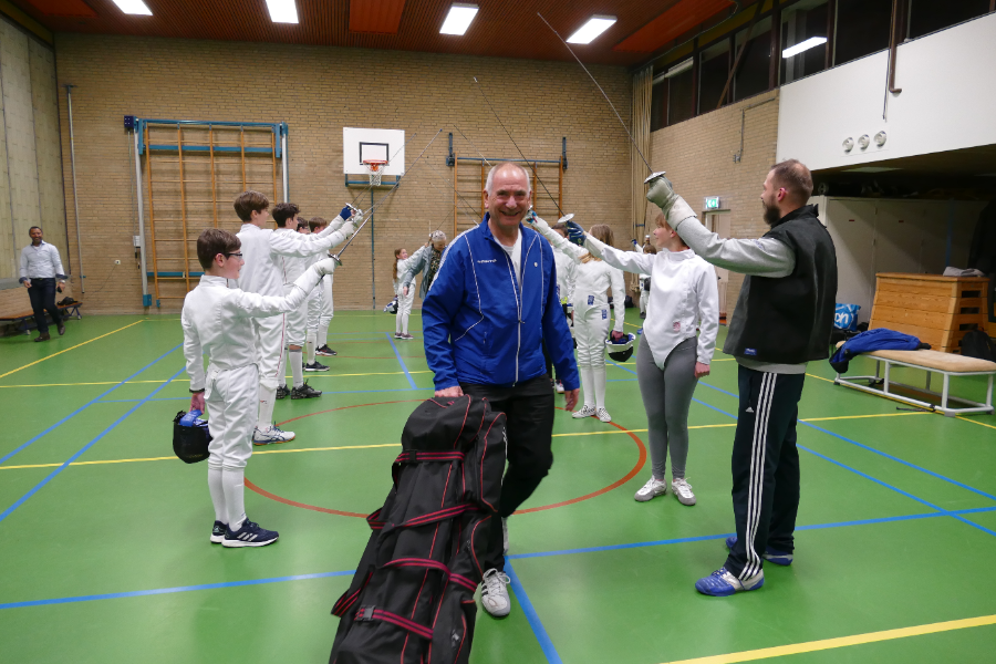 Maître Bonefaas neemt afscheid en blijft toch