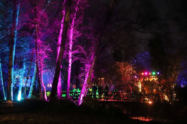 Vele bezoekers laten Vlaardingen Straalt stralen