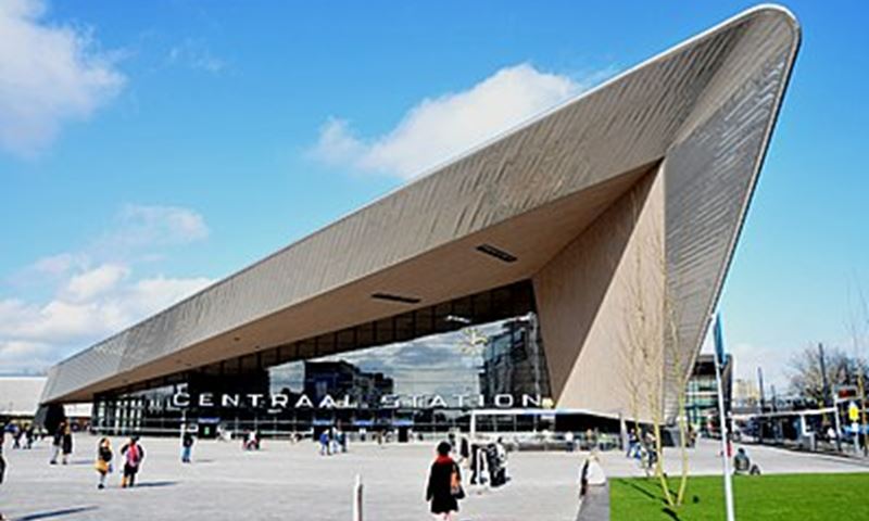 Tiende aflevering over het Centraal Station voltooit Podcast Rotterdamse Iconen