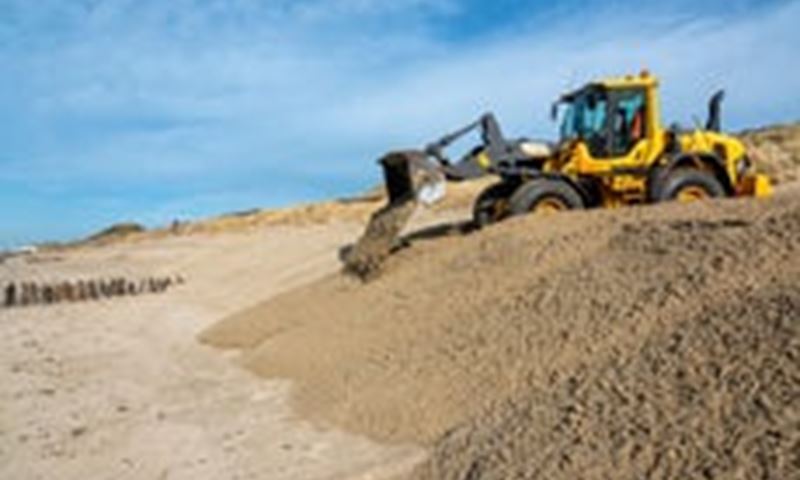 Kust Goeree-Overflakkee versterkt met 1,1 miljoen m3 zand
