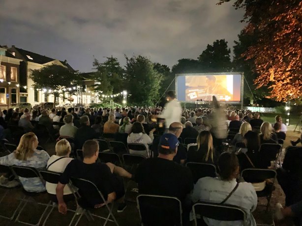 Drie  Avonden van Openluchtcinema en Muzikale Betovering