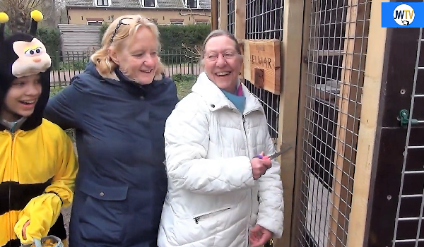 Opening nieuwe bijenstal op De Groene Raat