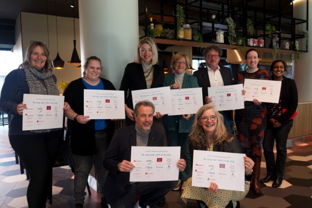 Ondertekening convenant met vele partners