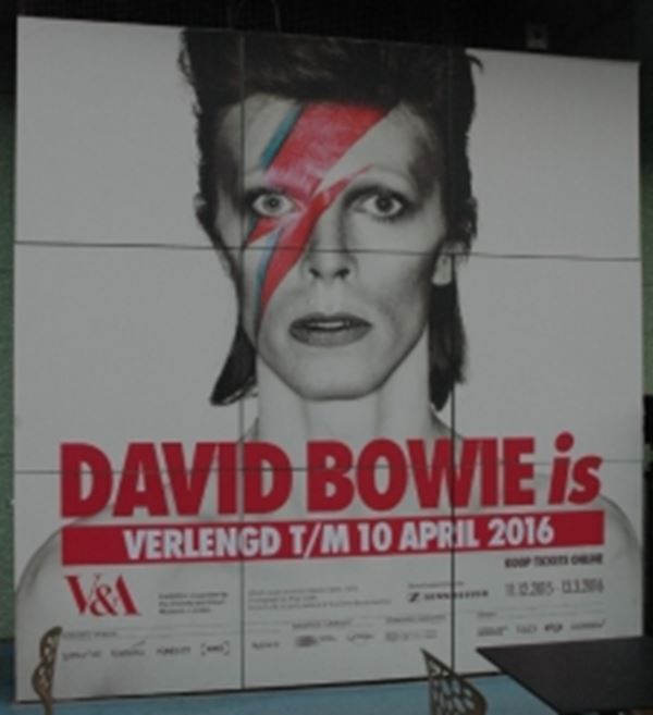 David Bowie nog steeds in de schijnwerpers
