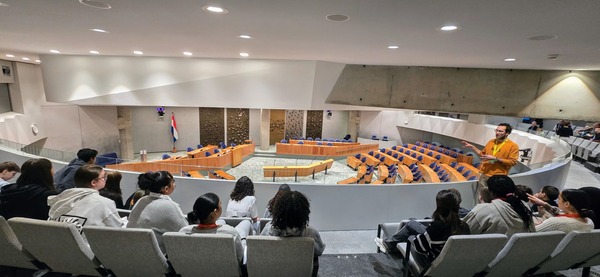 Leerlingen Lentiz │Geuzencollege beleven burgerschap