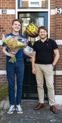 Verjaardagskaart voor 18-jarige Vlaardingers