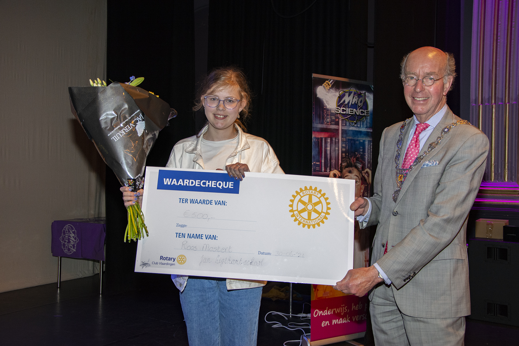 Roos Mostert van IKV Jan Ligthart wint dicteefinale