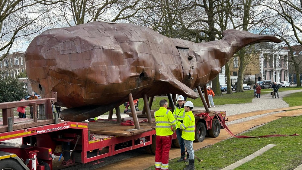Aannemingsbedrijf Blijdorp BV maakt logeerpartij walvis mogelijk