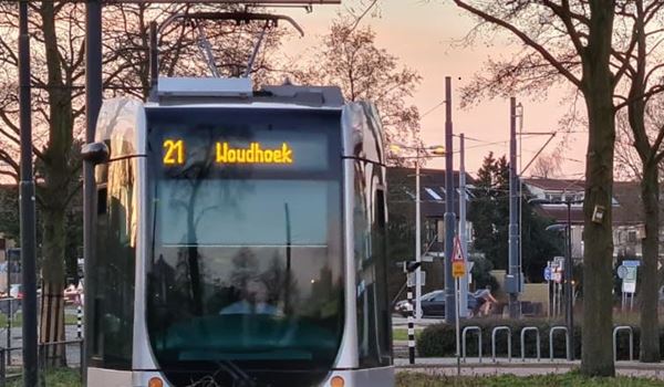 Tram 21 naar Schiedam Harreweg voorlopig gehandhaafd