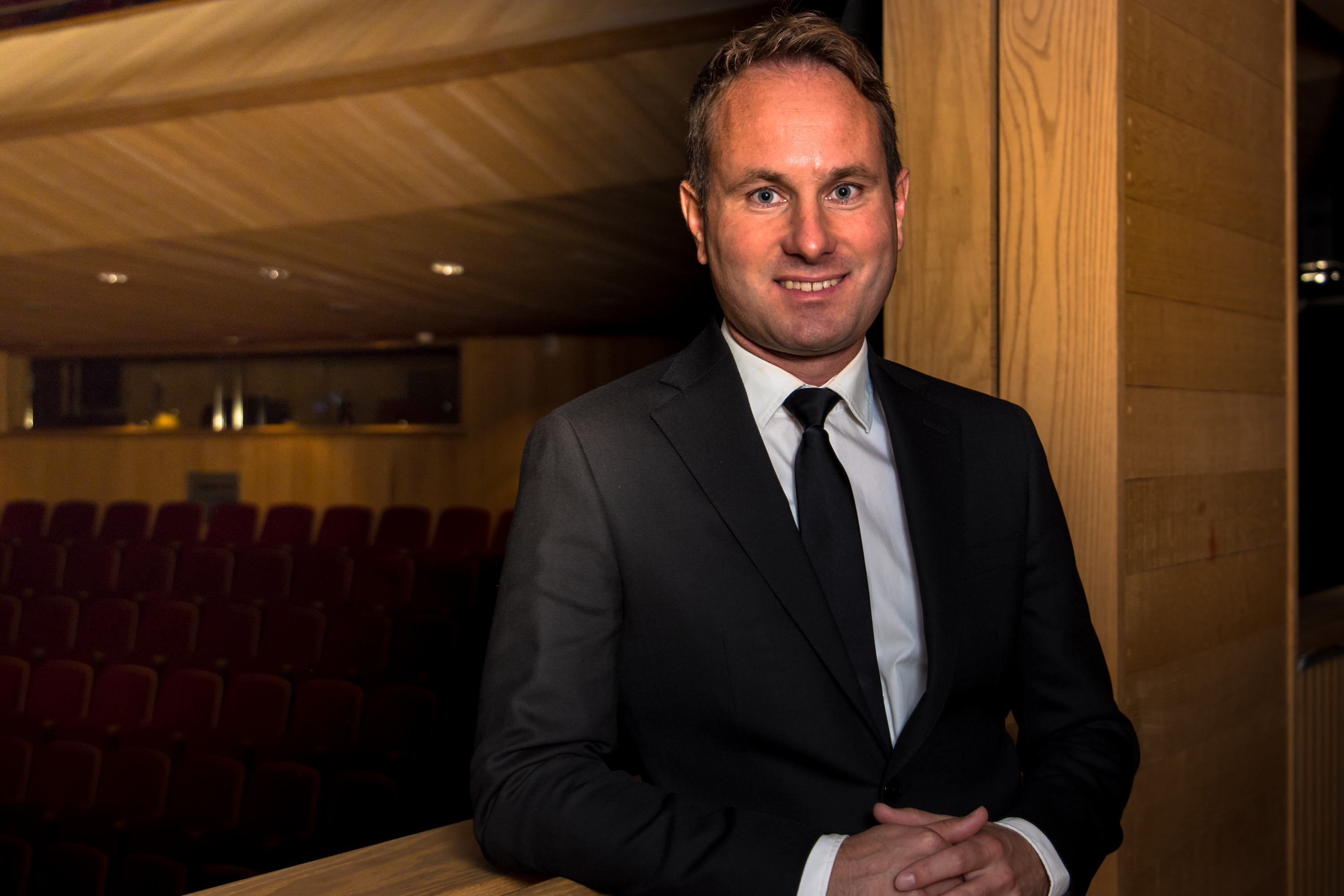 Theater aan de Schie locatie TV registratie van de Rijnmond Big Band Show