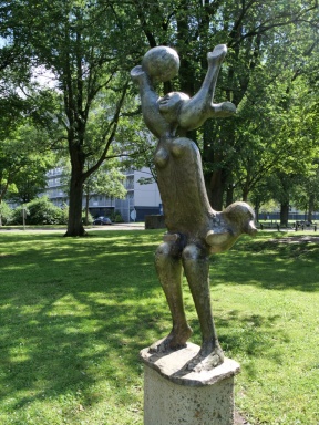 Balspelend meisje in de picture