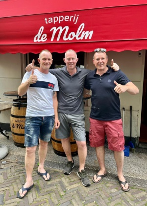 Junior Flynn pacht CION-kantine